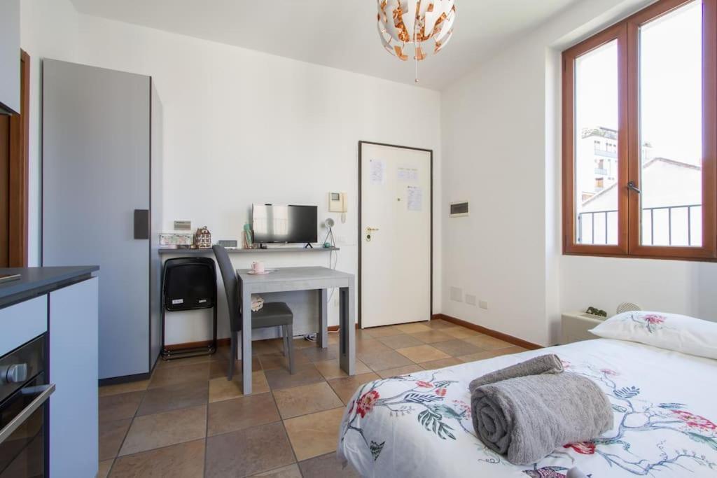 Fabulous Studio In Monza 15 Km To Milan City Centre Eksteriør billede